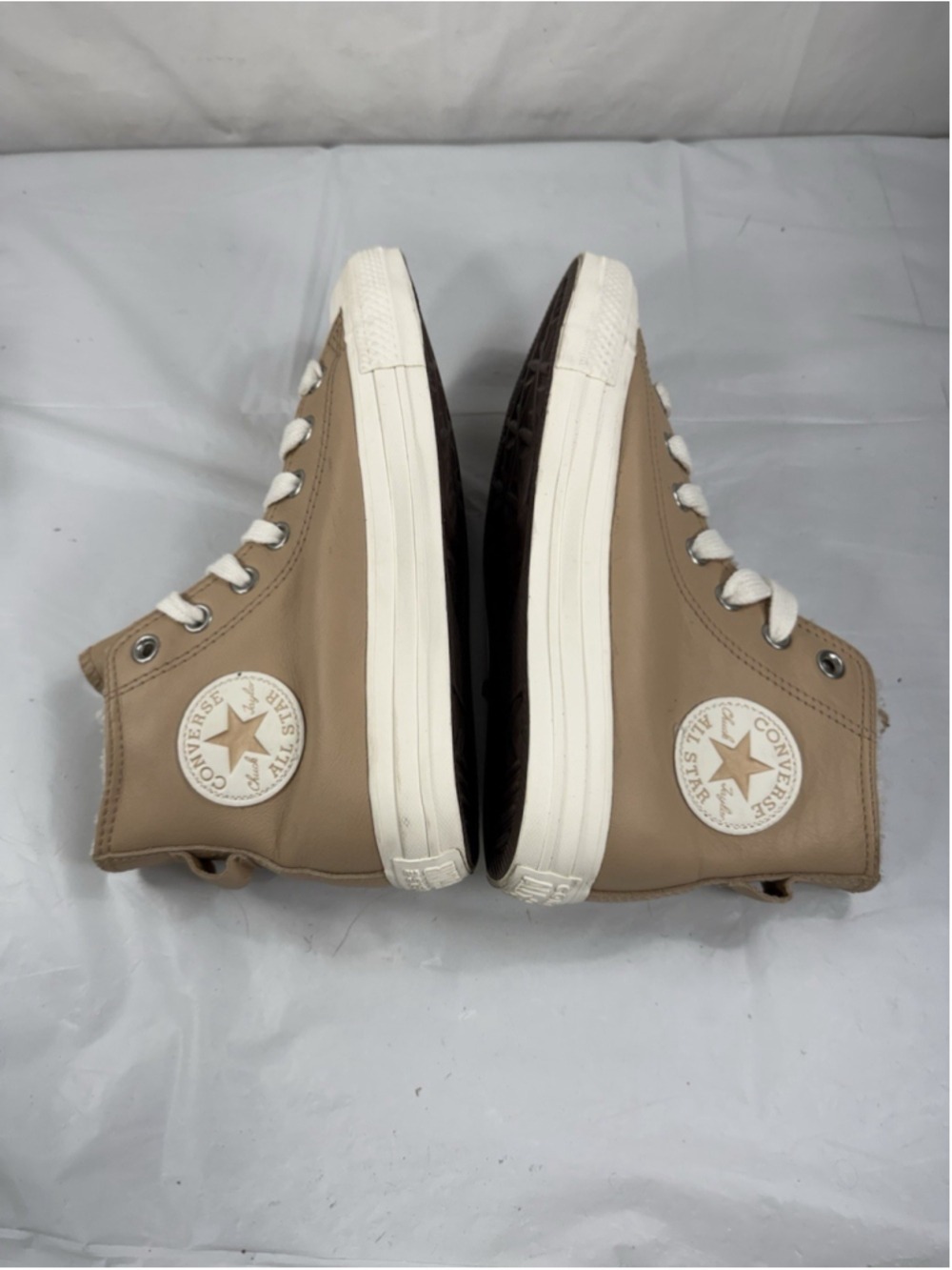 Converse Women's Chuck Taylor All Star Hi Leather A07945C Epic Dune/Egret Sz 7.5 - Picture 8 of 15